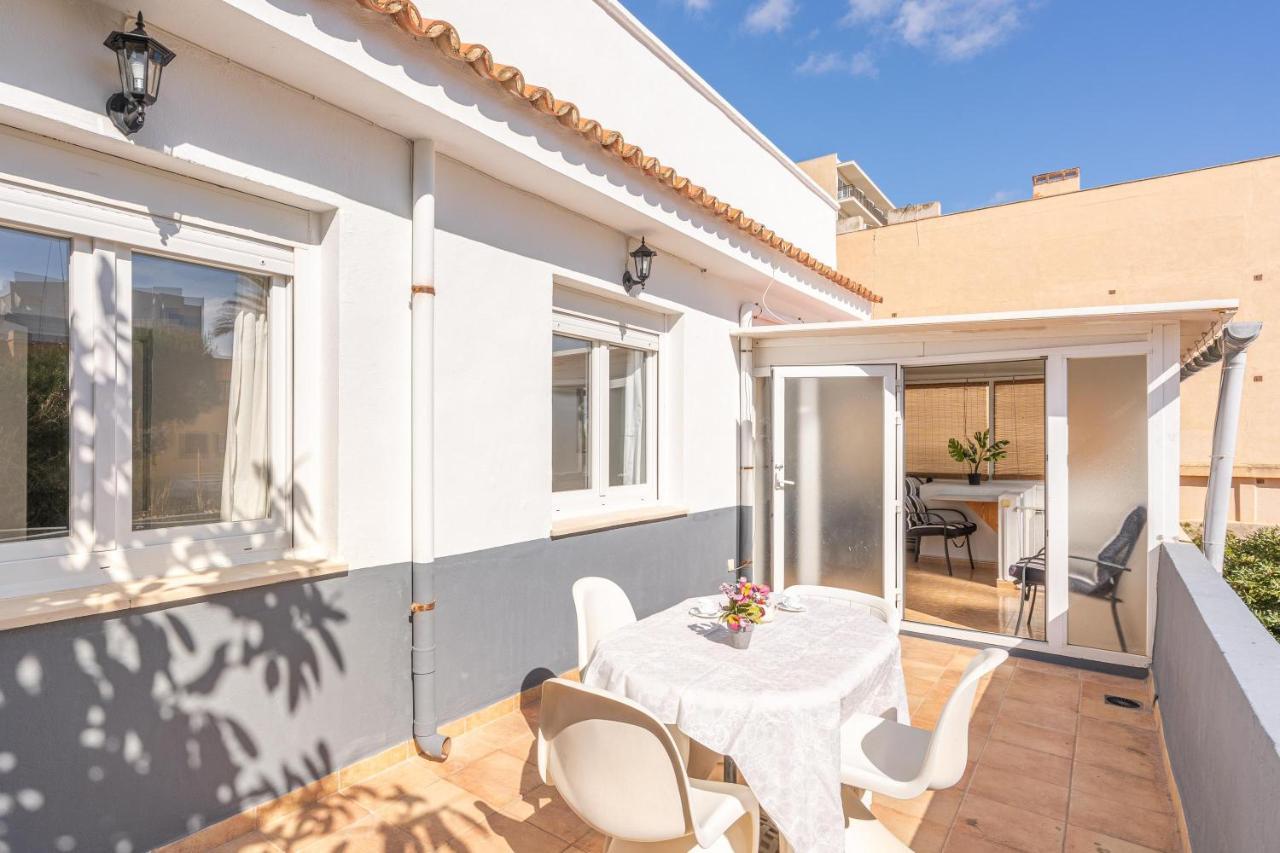 Ana House